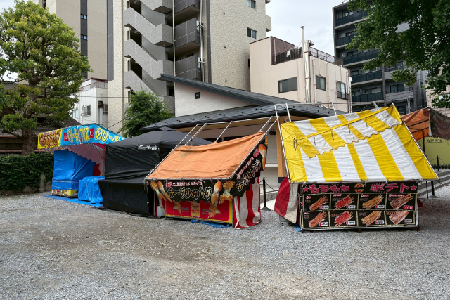今戸神社大祭の屋台準備の様子